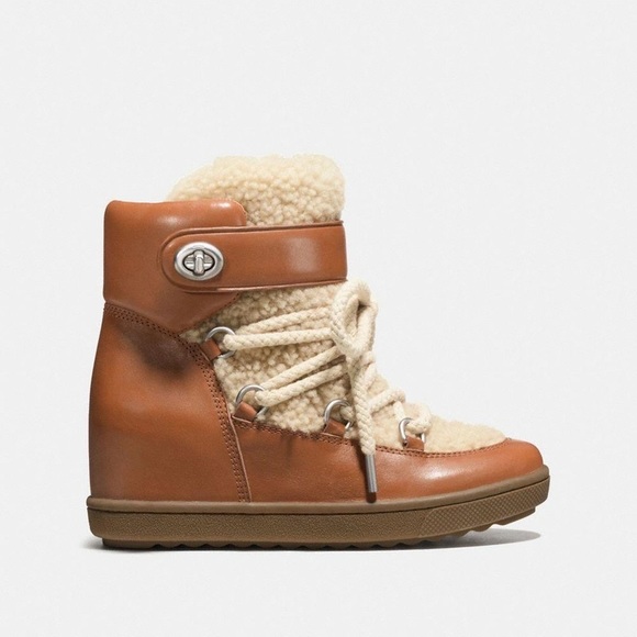 Women's Lace Up Shearling Boots - Tan - Picture 2 of 7